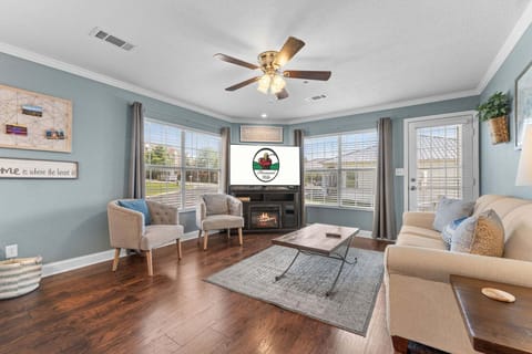 Spacious Living Area