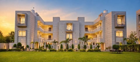 Front of property - evening/night