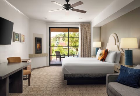 Premium bedding, pillowtop beds, in-room safe, desk