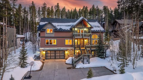 Welcome to Ski Hill Sanctuary!