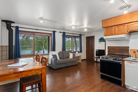 Welcome to our cozy Kenai Riverside Escape.