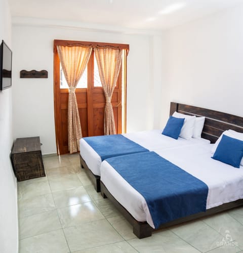 Double Room | Free WiFi, wheelchair access