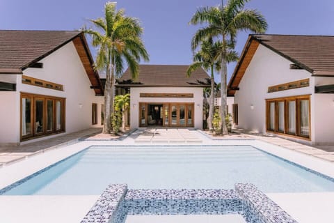 Pool/Cayuco38 (1)