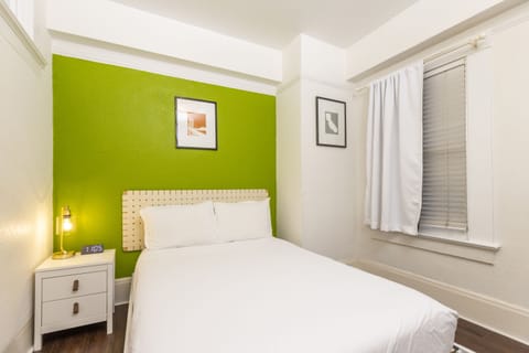 Room 19