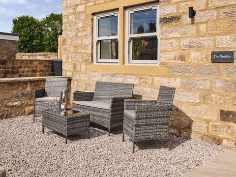 Sitting-out-area | The Smithy, Dacre Banks, near Pateley Bridge