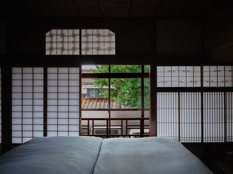 Deluxe Double or Twin Room, Garden View | Free minibar, in-room safe, iron/ironing board, free WiFi