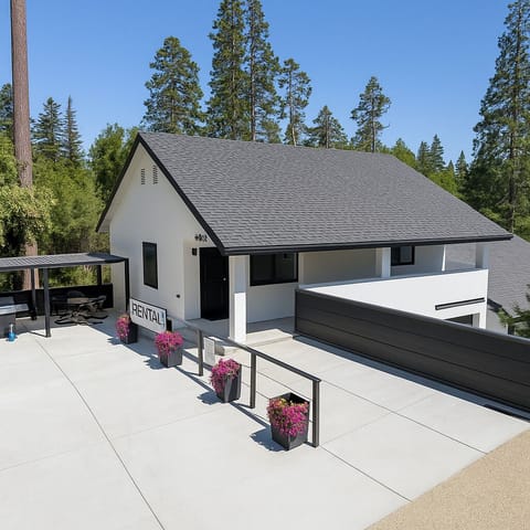 Welcome to The White House - Brand new build! We believe in unbeatable amenities and service.
