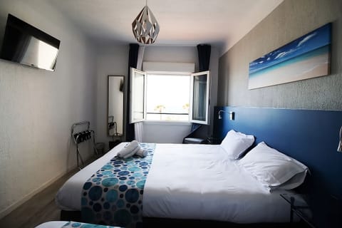 Bedroom. Interior and views may vary based on location and availability.