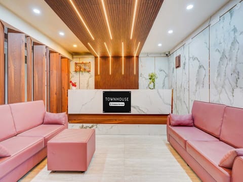 House | Reception