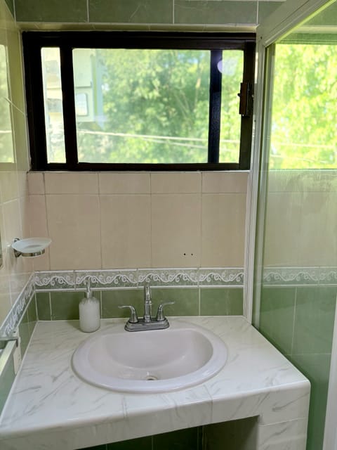 Classic Apartment, River View | Bathroom