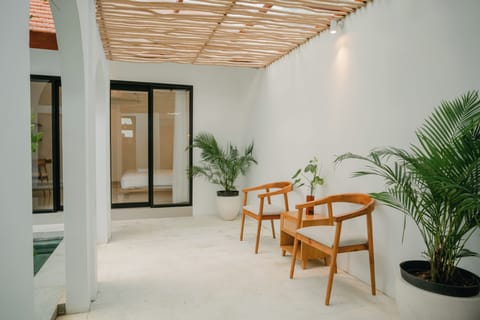 Comfort Villa, 2 Bedrooms, Private Pool | Terrace/patio