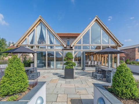 Exterior | Oakwood Barn, Ryther