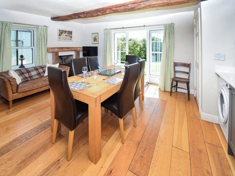 Dining room | Hollin Bank Barn, Coniston