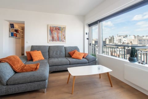 Apartment | Living room