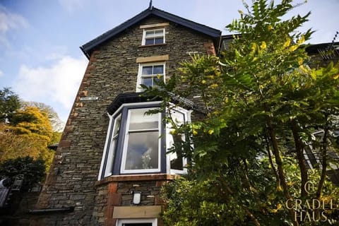 Discover Fair Rigg's understated elegance – a seamlessly blending traditional Lakeland stone building that harmoniously fits into its surroundings. A charming retreat where timeless tradition meets comfort.