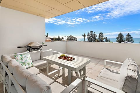 Shellharbour Seaview Luxury Escape