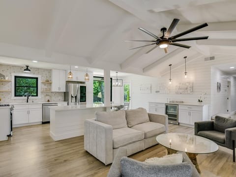 House, Multiple Beds, Pool Access, Garden View (Cherilliam Estate 9) | Living area | 42-inch flat-screen TV with digital channels