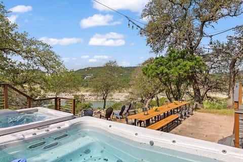House, Multiple Beds, Patio, Garden View (TX Sunset Ranch (17)) | Outdoor dining