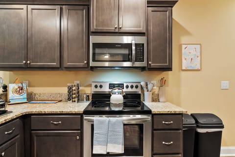 Create your favorite meals with ease and flair.