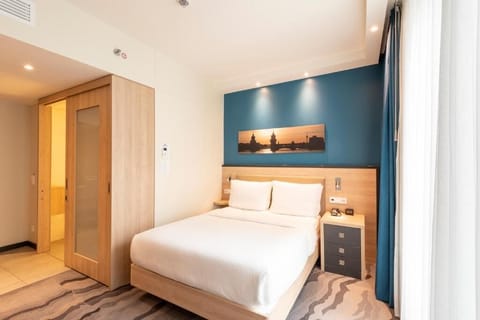 Bedroom. Interior and views may vary based on location and availability
