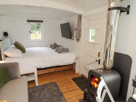 1 bedroom, individually decorated, individually furnished, free WiFi