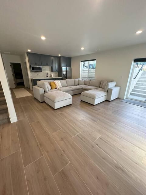 618124c4-f050-4f17-abbd-d61a2437e883