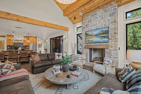 14 Dutchman Lane-27
