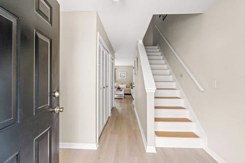 Coastal 2BR Condo | Renovated | Near Beach Apartment in Little River