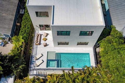 Sky-View Outdoor Relaxation Oasis