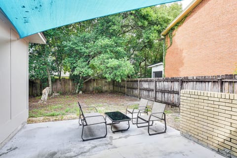 Fort Walton Beach Vacation Rental | 3BR | 1.5BA | 1,400 Sq Ft | Stairs Required