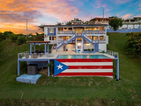 Casa de la Bandera!
