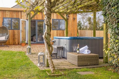 Outdoor Hottub