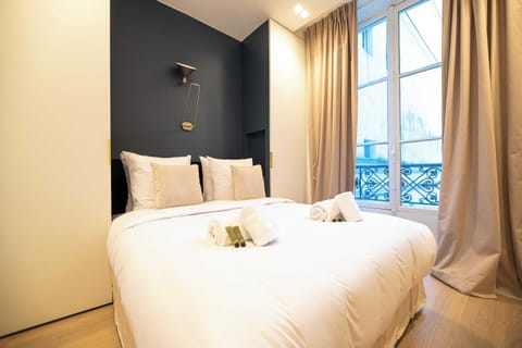 Apartment | 2 bedrooms, laptop workspace, iron/ironing board, bed sheets