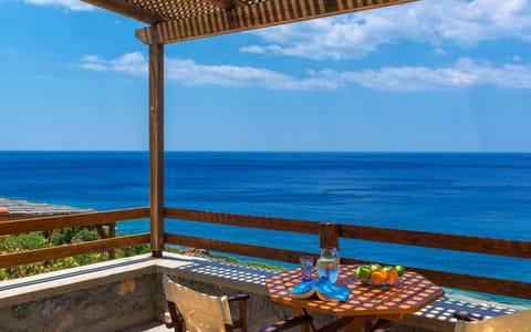 Apartment, 2 Bedrooms, Sea View | Terrace/patio