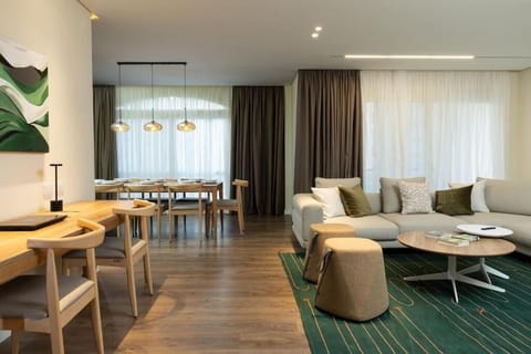 Apartment, Pool View | Living area