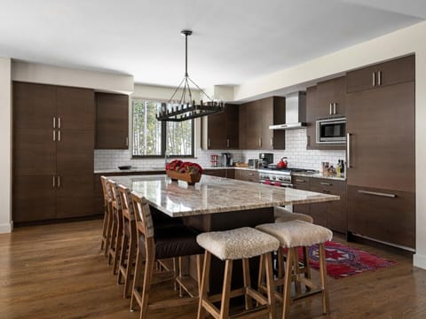 Indoors, Kitchen, Architecture, Building, Dining Room