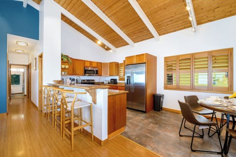 Fully equipped kitchen