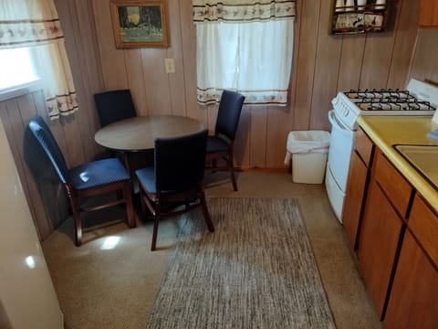 Cabin | Private kitchen