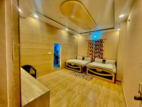 Quadruple Room | Rollaway beds (surcharge), WiFi (free), bed sheets
