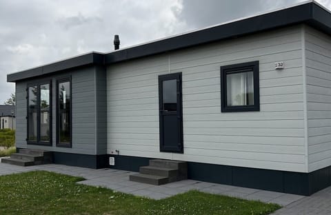 Front of Holiday Park De Zeeuwse Parel - Noordzee Deluxe