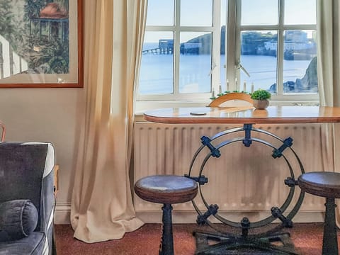 Dining Area | Cerdd Y Mor, Tenby