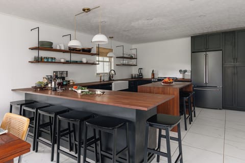 8 barstool seats at kitchen counter top