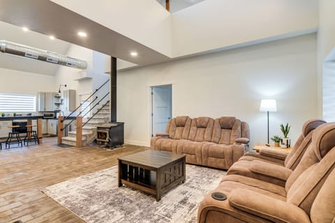 Hatch Vacation Rental | 3BR | 2BA | Step-Free Entry