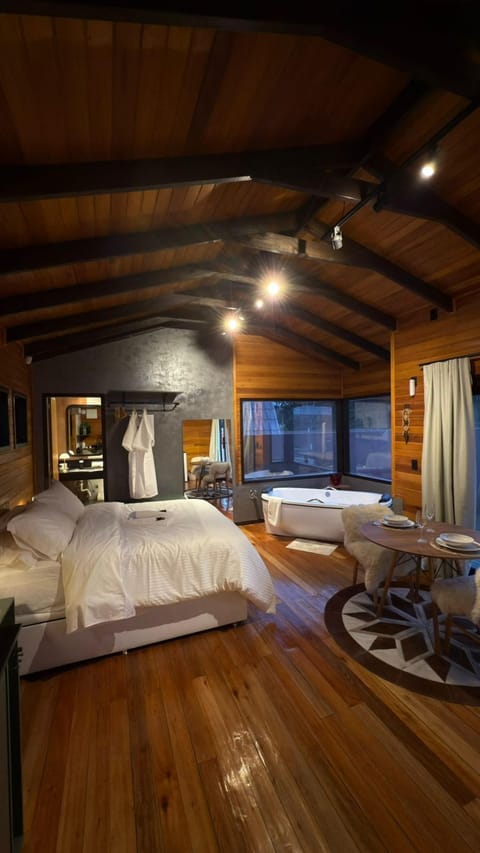 Deluxe Double Room, Patio | Free WiFi