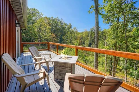 Cabin, Multiple Beds, Hot Tub (Tranquil Heights) | View from room