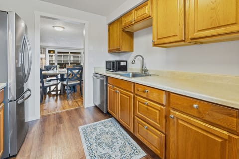 Well appointed kitchen is perfect for preparing meals