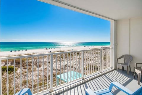 Balcony
Gulf Dunes Resort unit 306
Fort Walton Beach Vacation Rentals