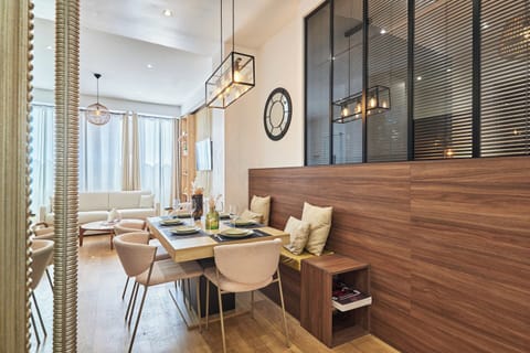 Apartment | Dining