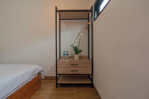 Deluxe Studio, Balcony, Pool View | Desk, free WiFi