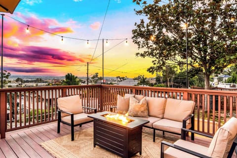 Cozy deck with sunset views 🌅🔥